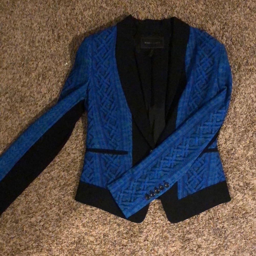 Bcbg women suit
